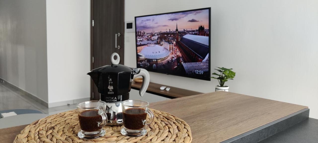 Ideal Location, Stylish 1Br Apartment With Free Parking Sliema Esterno foto
