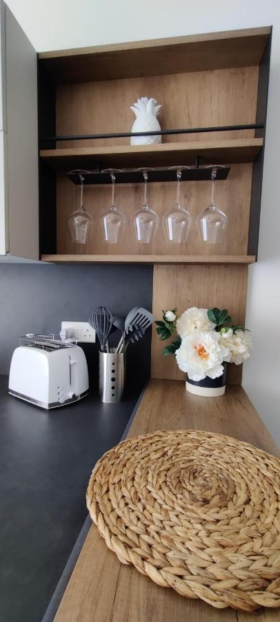 Ideal Location, Stylish 1Br Apartment With Free Parking Sliema Esterno foto