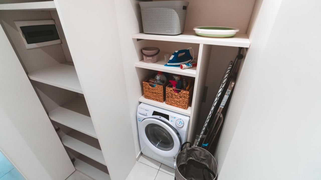 Ideal Location, Stylish 1Br Apartment With Free Parking Sliema Esterno foto
