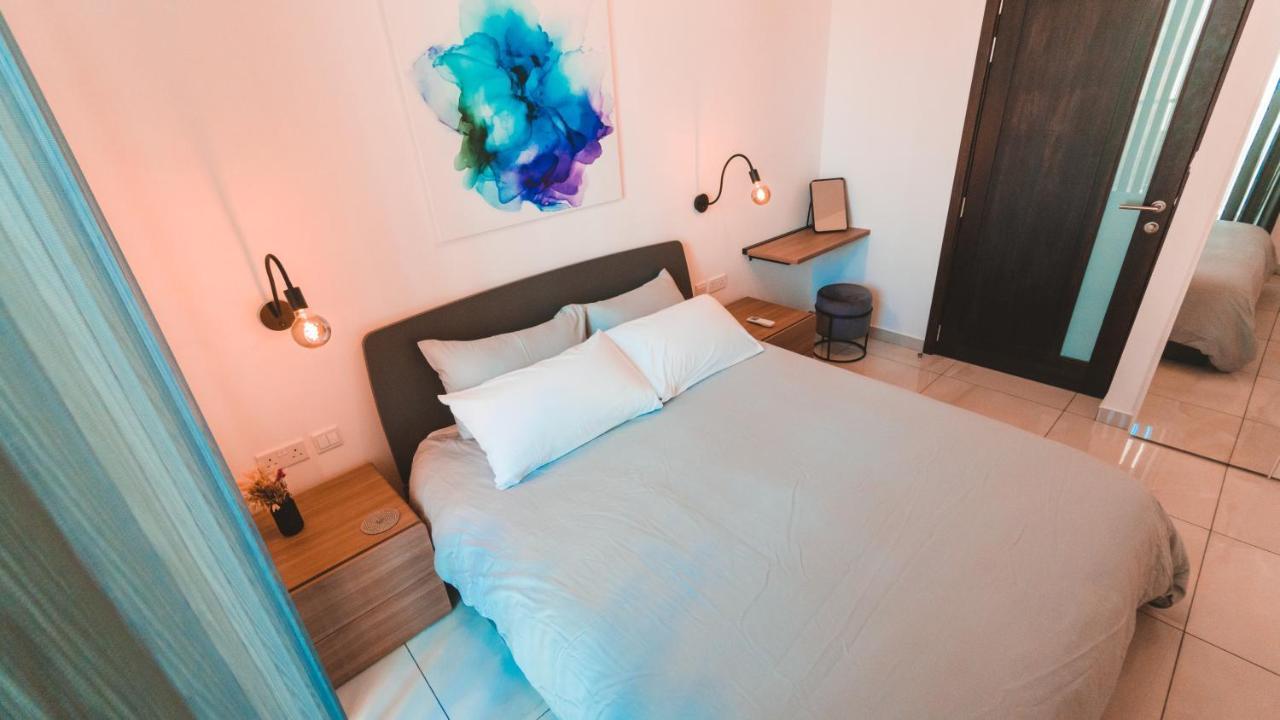 Ideal Location, Stylish 1Br Apartment With Free Parking Sliema Esterno foto
