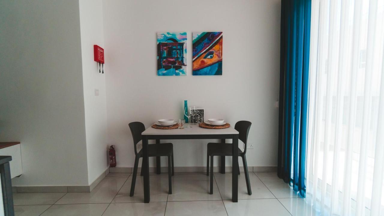 Ideal Location, Stylish 1Br Apartment With Free Parking Sliema Esterno foto