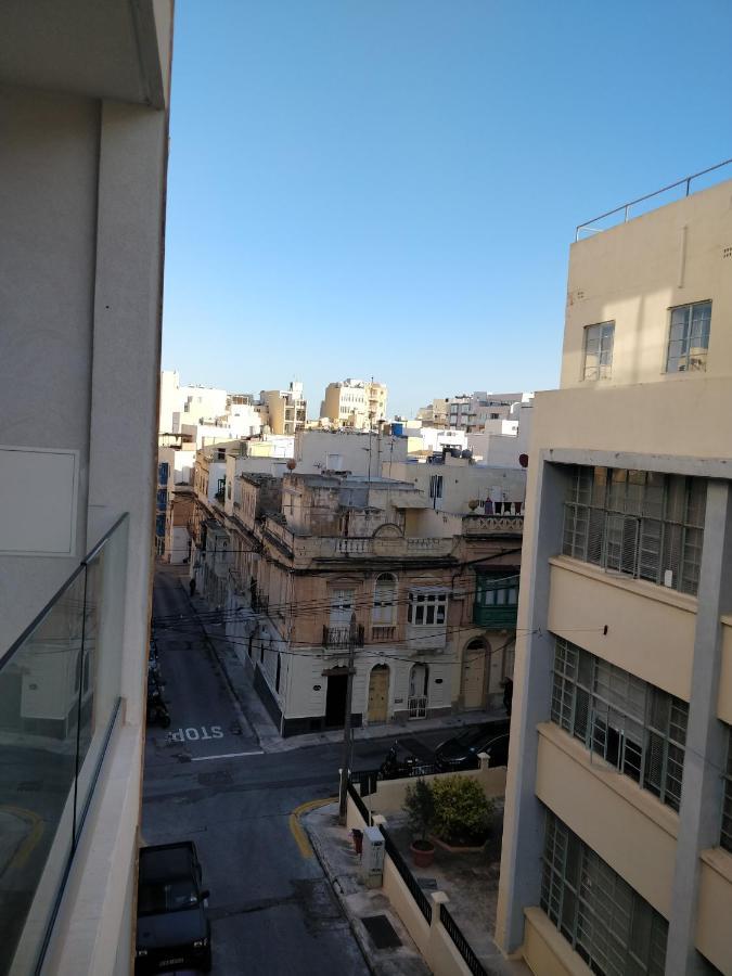 Ideal Location, Stylish 1Br Apartment With Free Parking Sliema Esterno foto