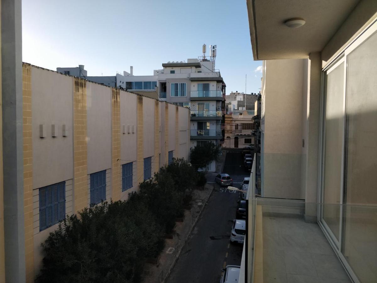 Ideal Location, Stylish 1Br Apartment With Free Parking Sliema Esterno foto